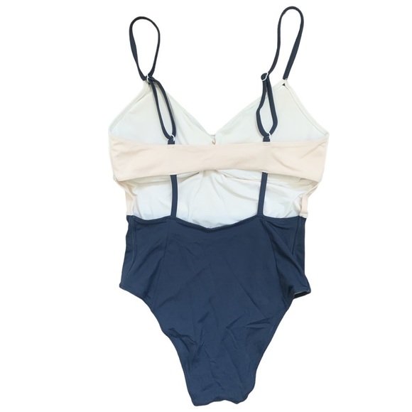 LIVELY Colorblock One-Piece Swimsuit - Picture 6 of 9